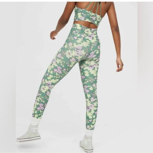 Offline By Aerie Real Me High Waisted Crossover 7/8 Leggings Size LS Floral NEW - Picture 2 of 10